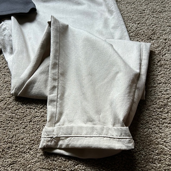 Midriff Top with High Waisted H&M Pants - Picture 5 of 15